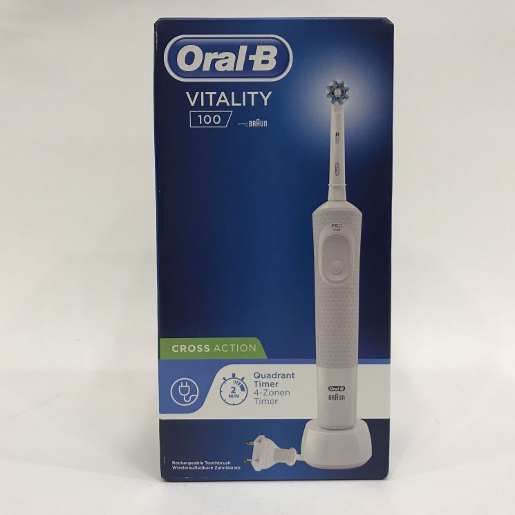 Oral B Power Vitality D 100 Spazzolino Elettrico
